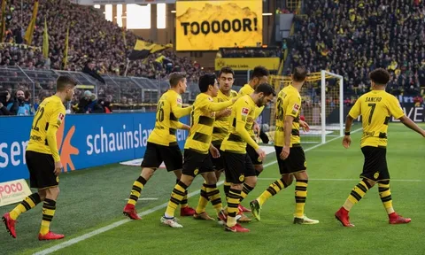 Highlights: Dortmund 2-2 Freiburg (Vòng 20 giải VĐQG Đức)