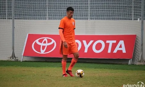 Merlo tập trở lại, cả V-League run sợ