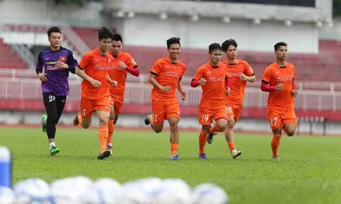 HLV Hữu Thắng: “Cầu thủ U23 Việt Nam tài không đợi tuổi”