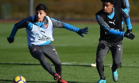 HLV Mourinho và Wenger đồng loạt xác nhận thương vụ Alexis Sanchez