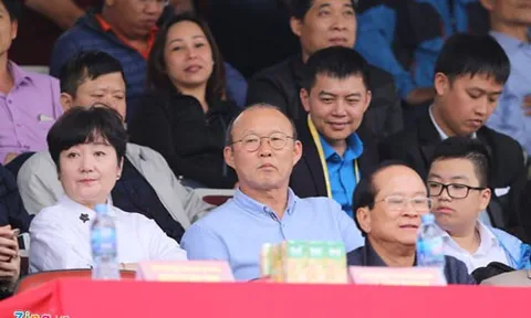 HLV Park Hang-seo: Xem V-League, âu lo U23 Việt Nam...