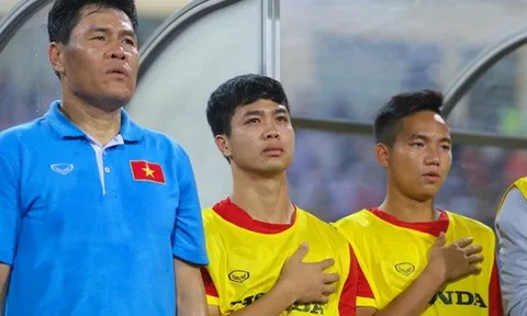 HLV thủ môn U23 Việt Nam bảo vệ Bùi Tiến Dũng