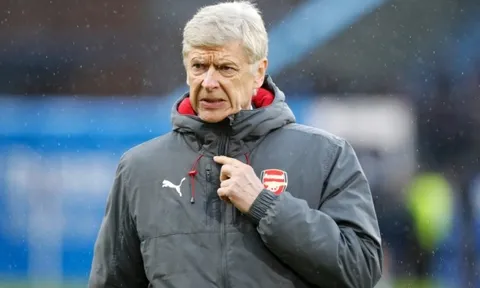 HLV Wenger đã đến lúc "nghỉ hưu"