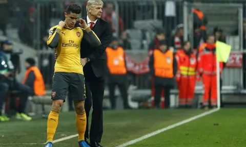 HLV Wenger sẽ bị học trò làm phản?