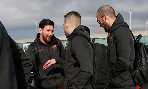 Háo hức sang London, Barcelona sẵn sàng hạ gục Chelsea