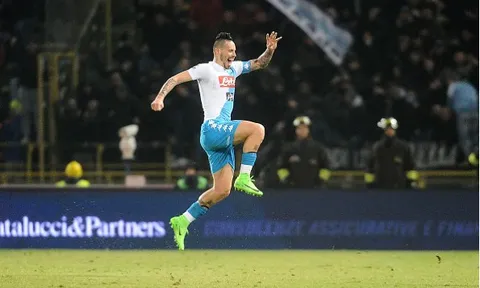 Hủy diệt Bologna, 'Bão' Napoli vẫn chưa chịu dừng lại