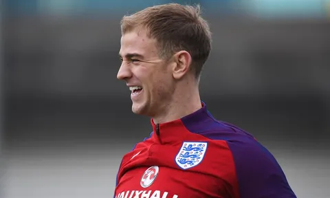 Huyền thoại Anh chê Guardiola vì Joe Hart