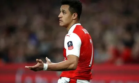 Huyền thoại chỉ trích thẳng mặt 3 sao Arsenal