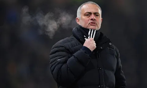 Huyền thoại M.U ấn tượng mạnh với Mourinho