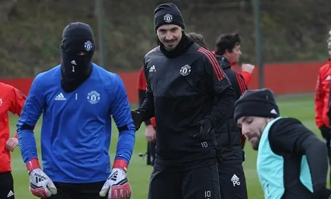 Ibra trở lại đầy sung sức, tạo cú hích lớn cho Man Utd