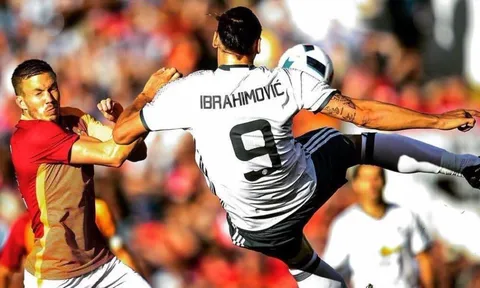 Ibrahimovic: "Tại M.U, áp lực hiện hữu suốt 24h"