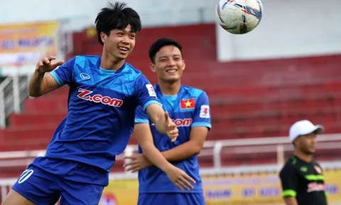 Hữu Thắng cẩn trọng, Công Phượng tự tin tỏa sáng trận gặp U23 Malaysia