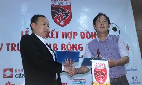 Minh Phương chính thức tái ngộ với bóng đá Long An