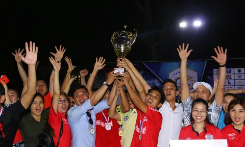 Bế mạc giải bóng đá Thanh Hóa miền Nam 2017: Triệu Sơn FC lên ngôi vô địch