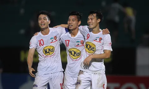 17h00 ngày 4/3, HAGL vs TP.HCM: Công Vinh dám chơi tất tay với HAGL?
