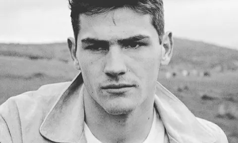 Casillas bị đàn em 'chê không kiêng nể' vì hồi teen
