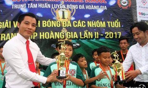 Giải bóng đá Cúp Hoàng Gia 2017: U10 Quận Gò Vấp lên ngôi vô địch