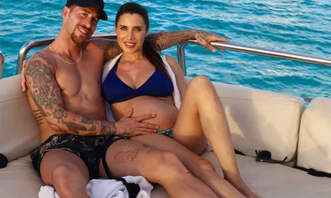 Ramos 'hòa mình với thiên nhiên' chào năm mới