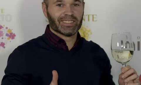 Iniesta ước gì nhân dịp năm mới?