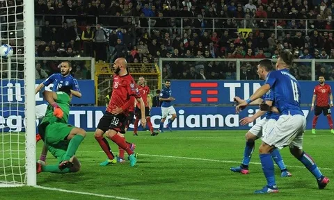 Italia hạ gục Albania trong ngày Buffon có trận đấu thứ 1000