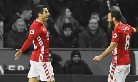 Jamie Carragher chỉ ra lí do Mkhitaryan hơn cả Oezil, Mata lẫn Silva