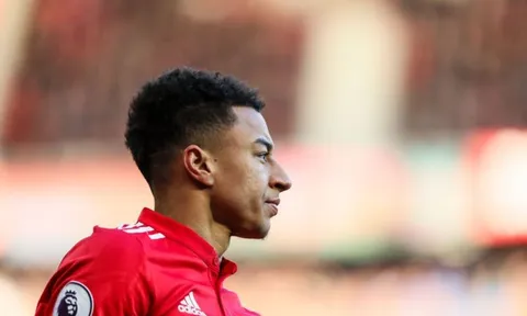 Jesse Lingard được Man Utd tưởng thưởng