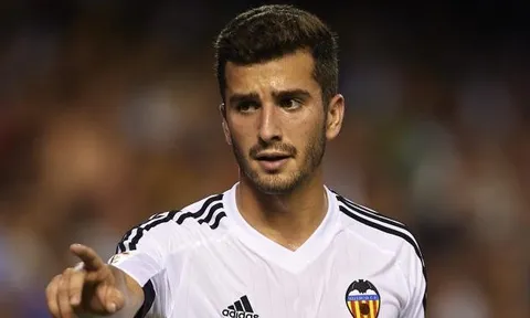 Jose Gaya: Mục tiêu triển vọng của Barca, Real, Arsenal