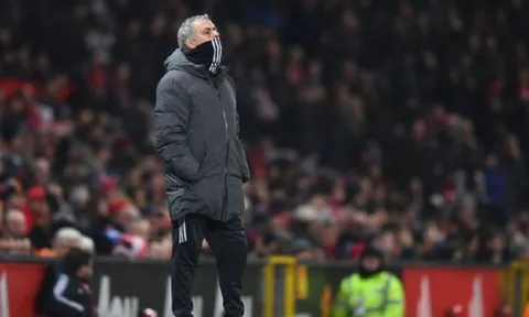 Jose Mourinho: Tôi nên được trao danh hiệu Huấn luyện viên chuẩn mực