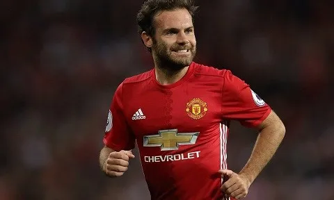 Juan Mata ghi bàn sau pha 'ban bật như Man' vs Watford