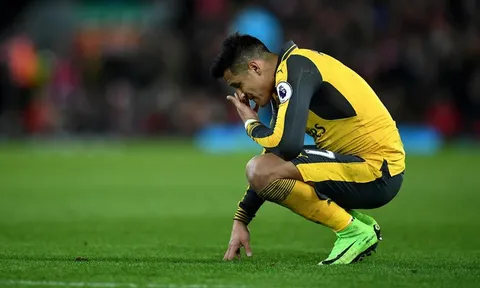 Juergen Klopp không bất ngờ với chiến thuật của HLV Wenger