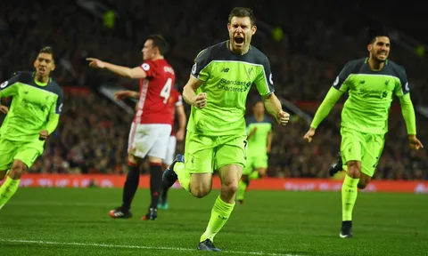 Juergen Klopp mỉa mai Man United chơi bóng dài