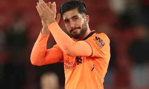 Juve ra 'tối hậu thư' cho Emre Can
