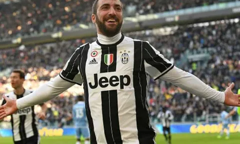 Juventus chờ đợi hơn 1 thập kỉ để Higuain làm được điều này