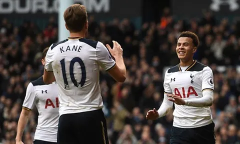 Kane lập hat-trick, Tottenham khiến Man United thêm nản lòng