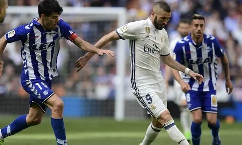 Karim Benzema thể hiện ra sao vs Alaves?