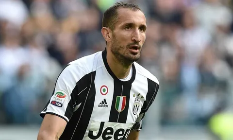 Khả năng phòng ngự đỉnh cao của Giorgio Chiellini