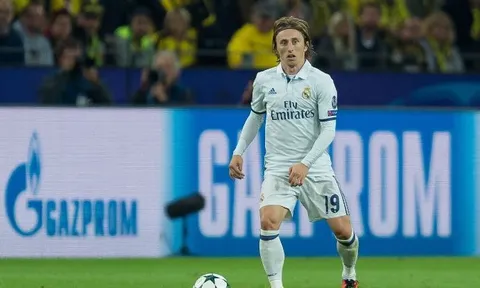 Khả năng sút xa ấn tượng của Luka Modric