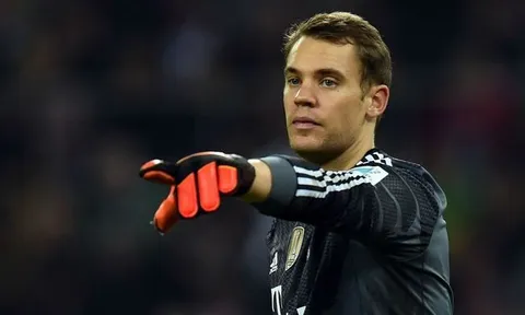 Khi Manuel Neuer đối đầu với những chuyên gia sút phạt