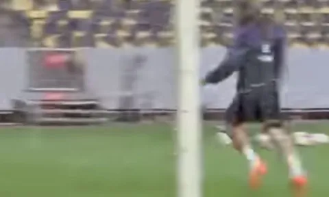 Khi những ngôi sao thế giới cũng bị ám ảnh bởi phong cách của CR7