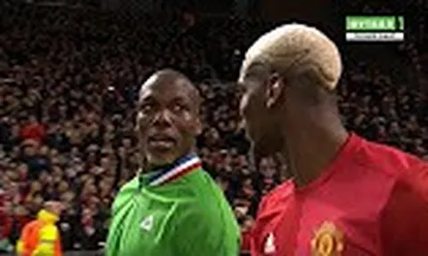 Khoảnh khắc anh em Pogba tương phùng trong đường hầm