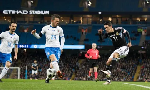 Không cần Messi, Argentina vẫn dễ dàng đánh bại Italia