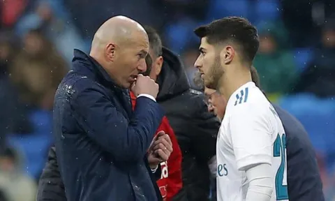 Không muốn mua thêm, nhưng Zidane cũng chẳng còn tin ai tại Real