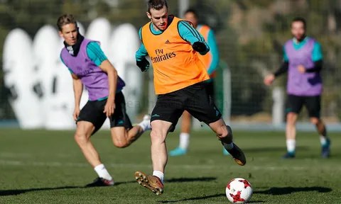 Khủng hoảng trầm trọng, tiếng cười tắt hẳn trên sân tập Real Madrid