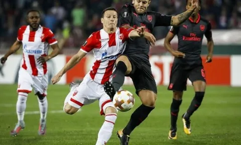 Kĩ năng đi bóng của Wilshere, người sắp được Arsenal gia hạn