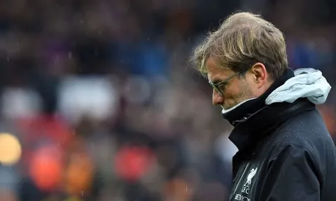Klopp mượn NHM để "khích tướng" học trò