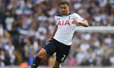 Kyle Walker - "Máy chạy" của Tottenham
