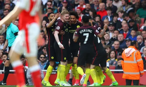 Leroy Sané mở tỷ số cho Man City (Arsenal vs Man City)
