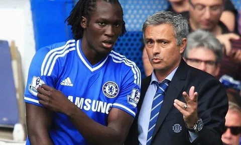Lí do Lukaku bị Mourinho đẩy đi