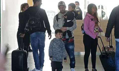 Lionel Messi trở về đại bản doanh sau kì nghỉ Đông
