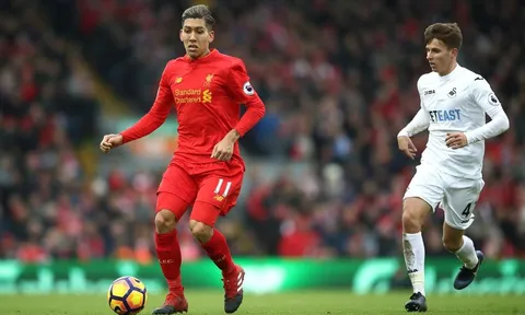 Liverpool buồn vui lẫn lộn trước đại chiến với Chelsea